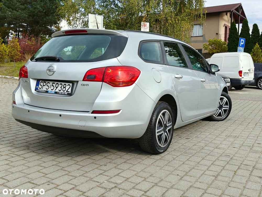 Opel Astra 1.7 CDTI Sport - 4