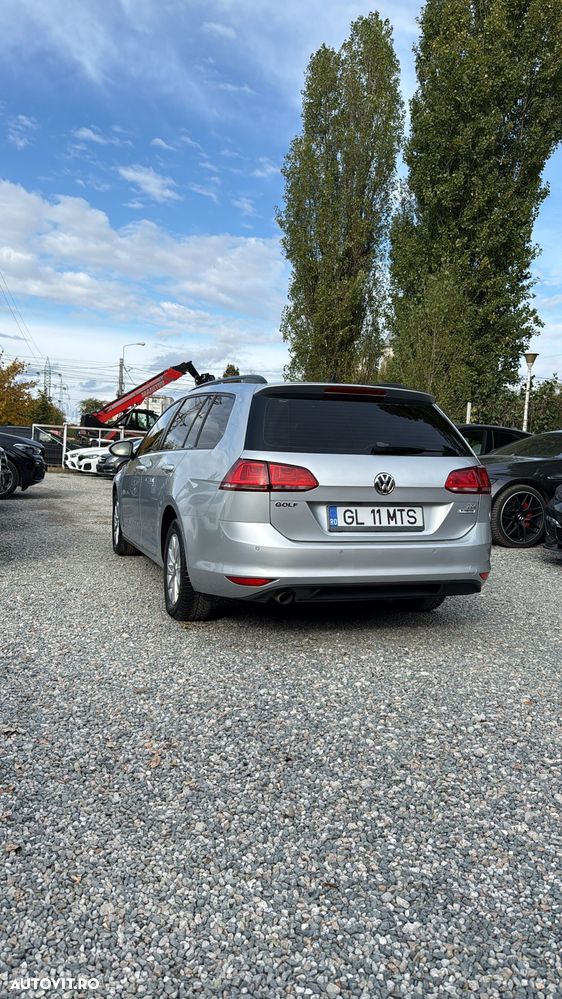 Volkswagen Golf 1.6 TDI BlueMotion Technology Trendline - 11