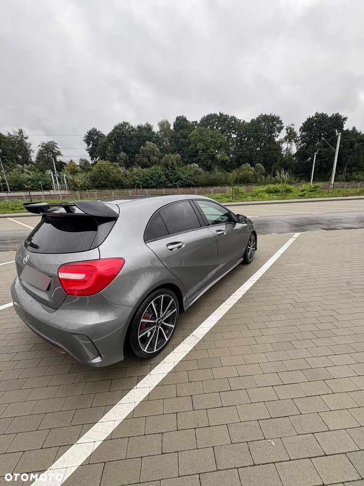 Mercedes-Benz Klasa A 250 4-Matic AMG Line - 4