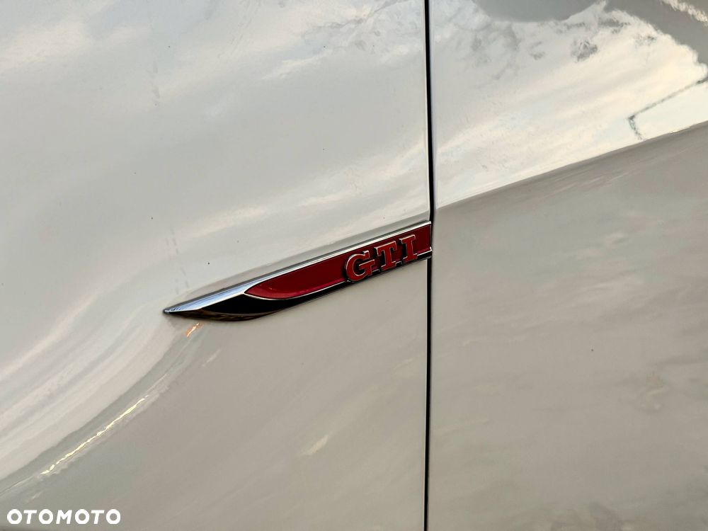 Volkswagen Golf 2.0 TSI GTI DSG - 36