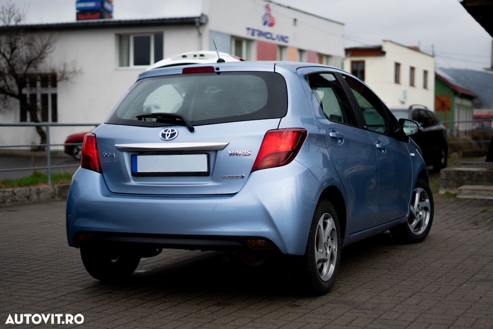 Toyota Yaris - 6
