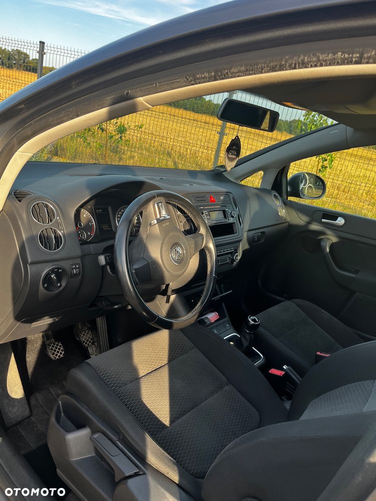 Volkswagen Golf Plus - 16