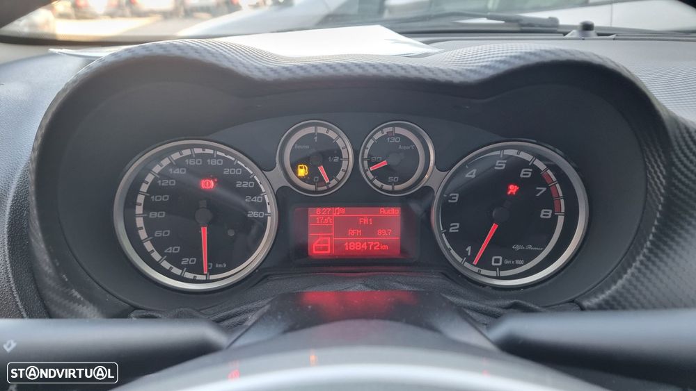 Alfa Romeo MiTo 1.4 T MultiAir Distinctive - 26