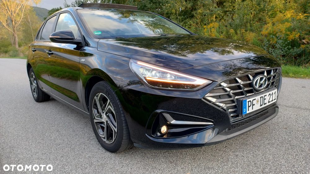 Hyundai i30 1.0 T-GDI 48V-Hybrid DCT Connect & Go - 17