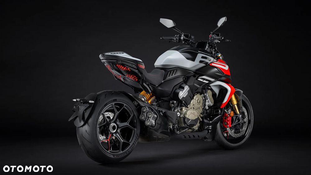 Ducati Diavel - 4