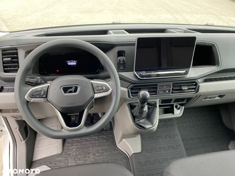 MAN TGE - 11