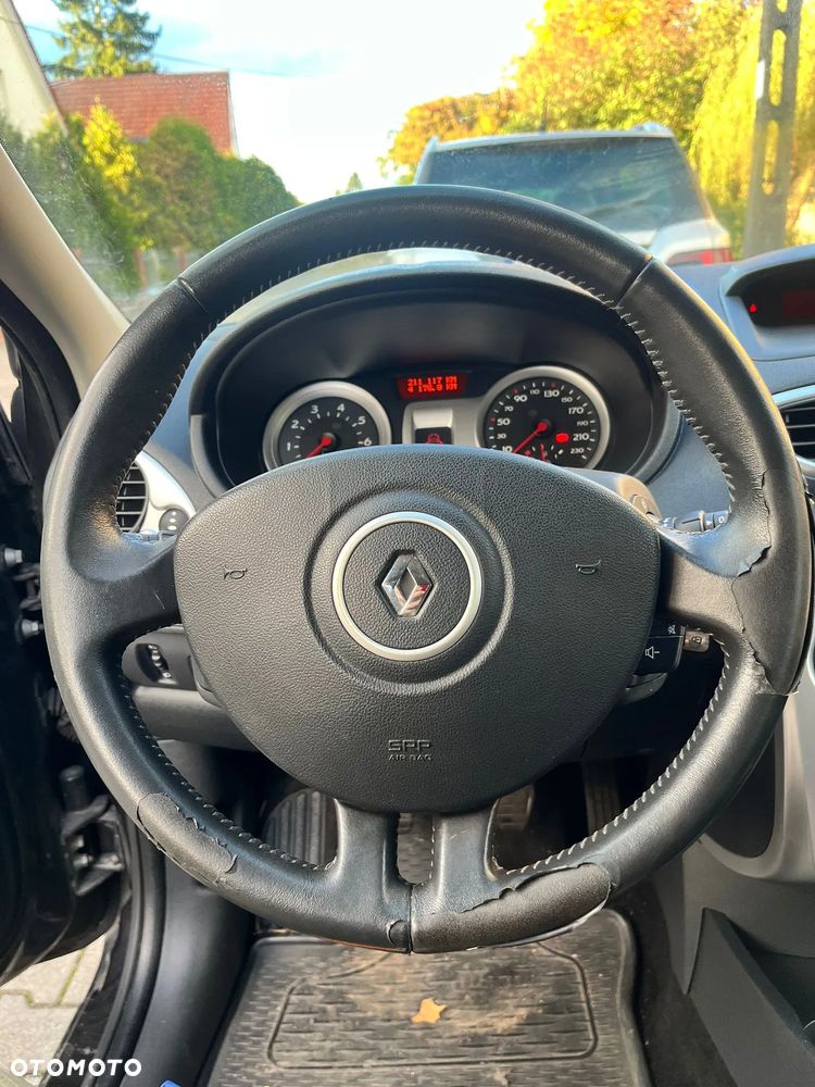 Renault Clio 1.2 16V Rip Curl - 1