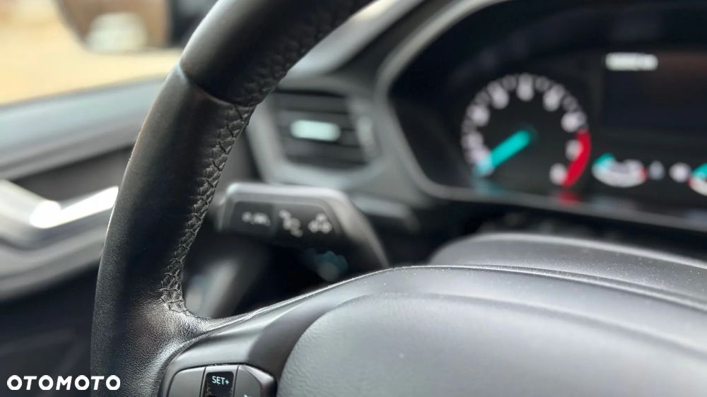 Ford Focus 1.0 EcoBoost Trend ASS - 19