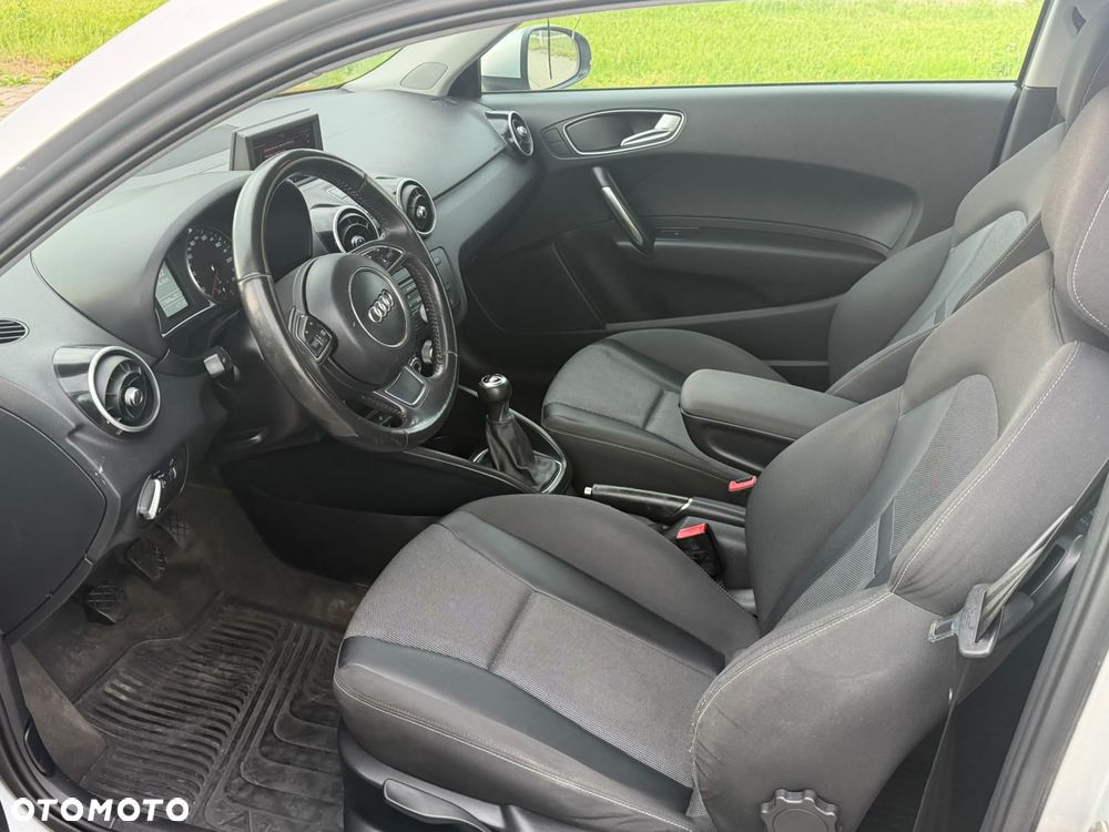 Audi A1 3-drzwiowe 1.6 TDI S line edition - 14