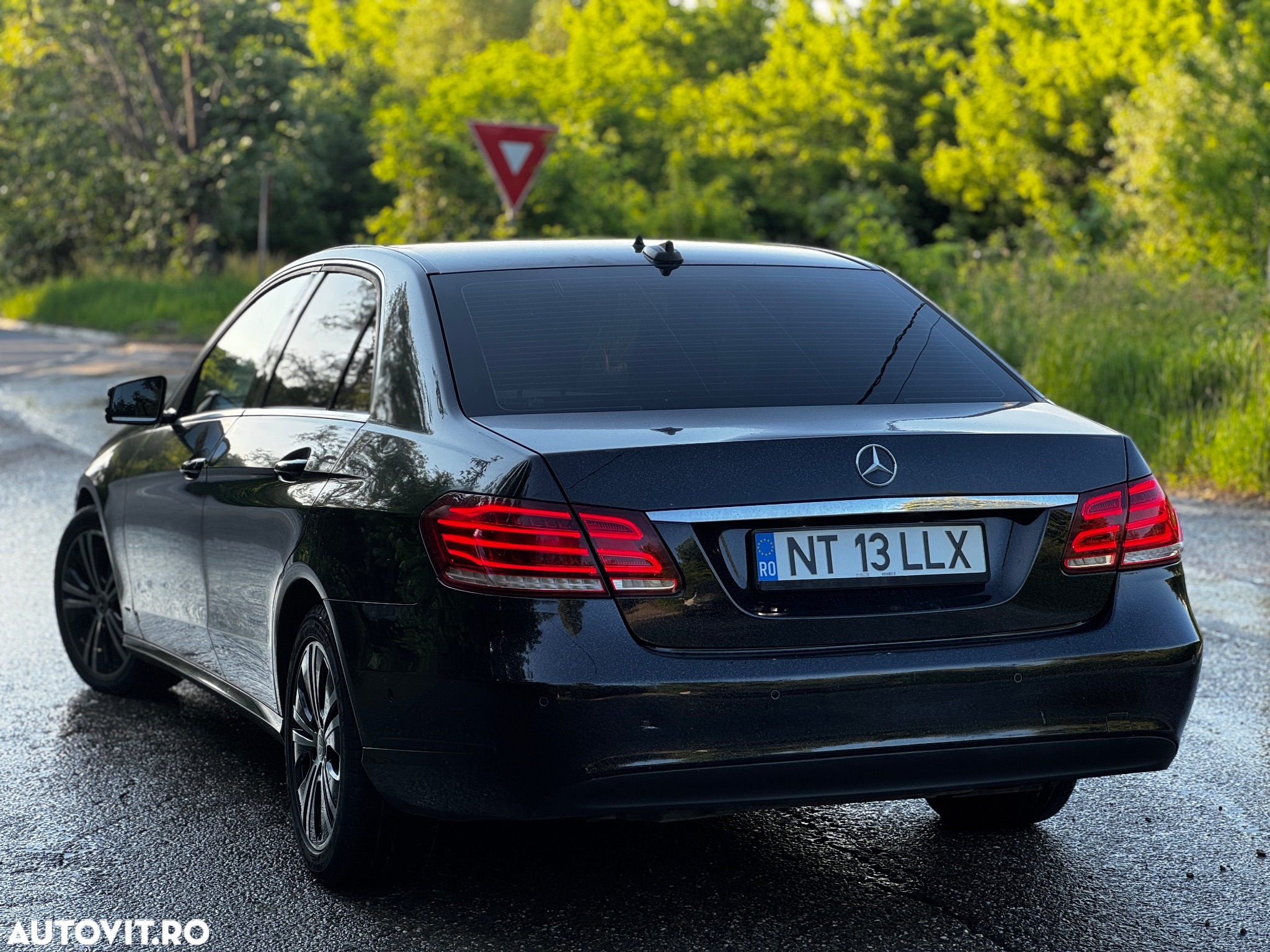 Mercedes-Benz E 200 CDI 7G-TRONIC Avantgarde - 3