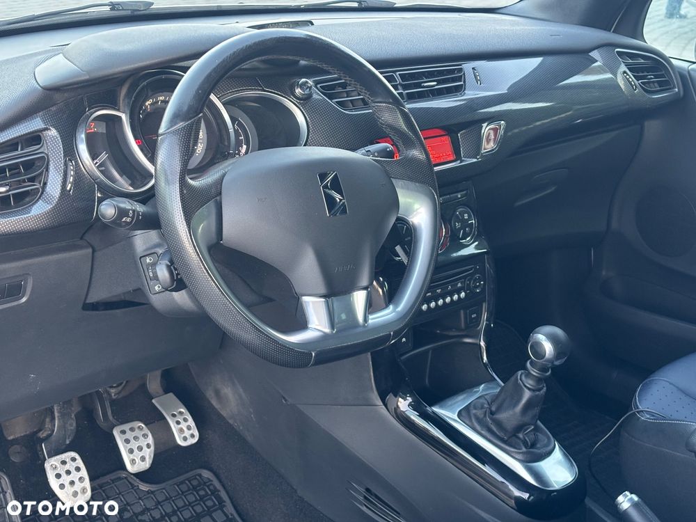 Citroën DS3 THP 155 SportChic - 19