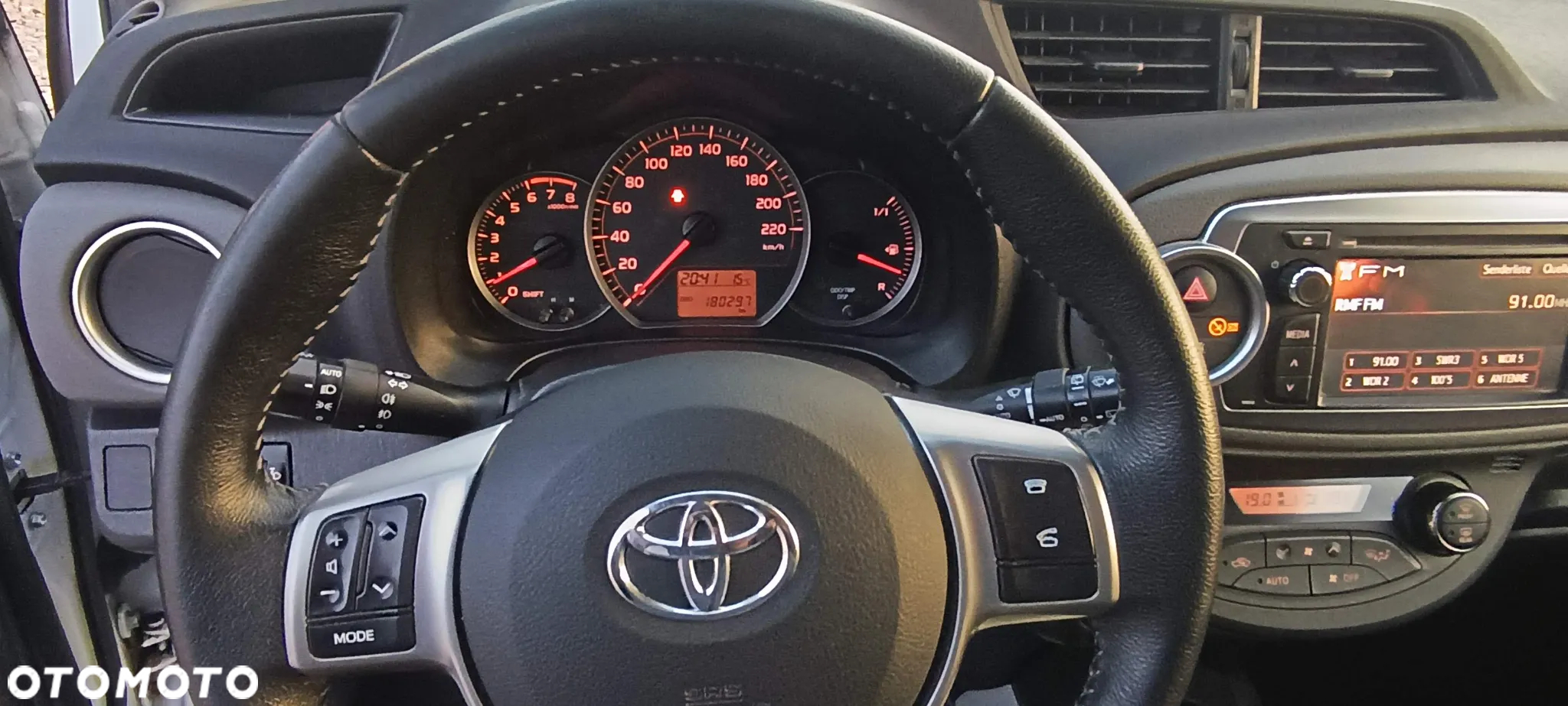 Toyota Yaris - 9