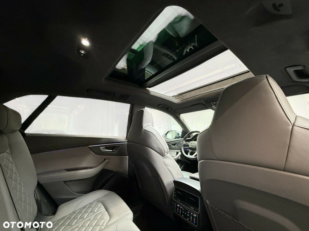 Audi SQ8 TFSI Quattro Tiptronic - 29