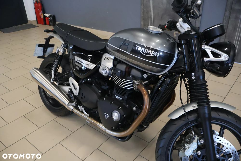 Triumph Speed Twin - 13