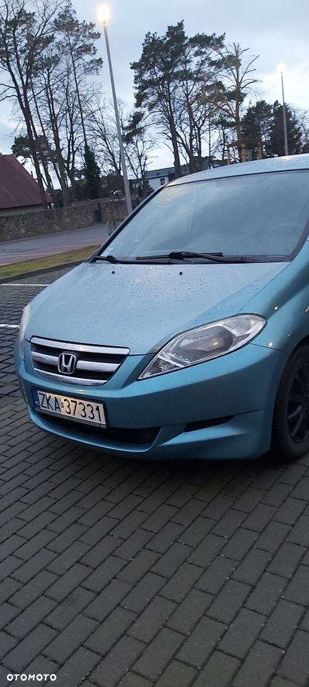Honda FR-V - 3