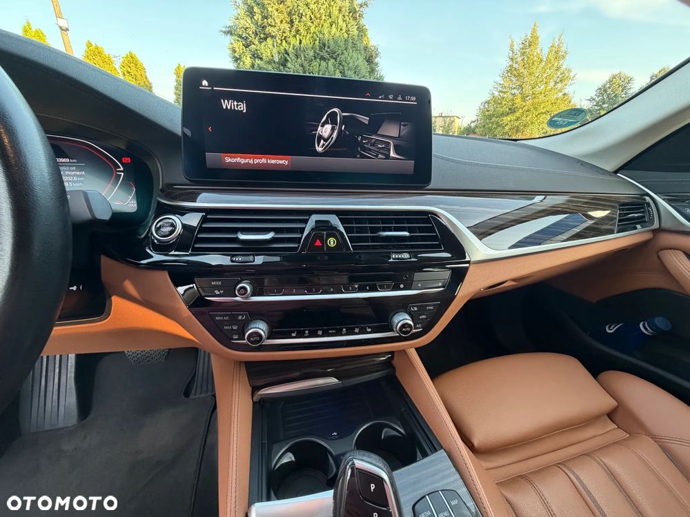 BMW Seria 5 520d xDrive MHEV Luxury Line - 16