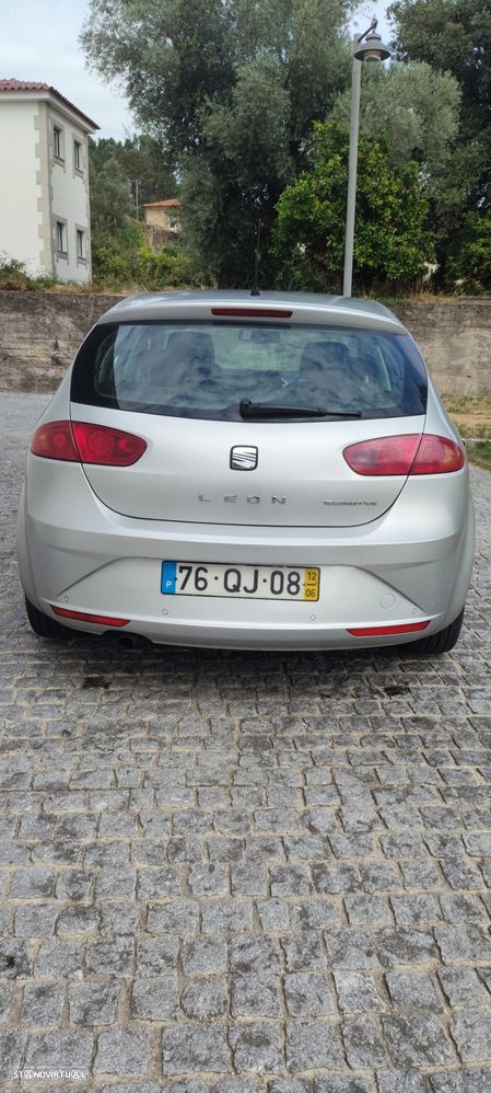 SEAT Leon 1.6 TDI DPF E-Ecomotive Style - 2