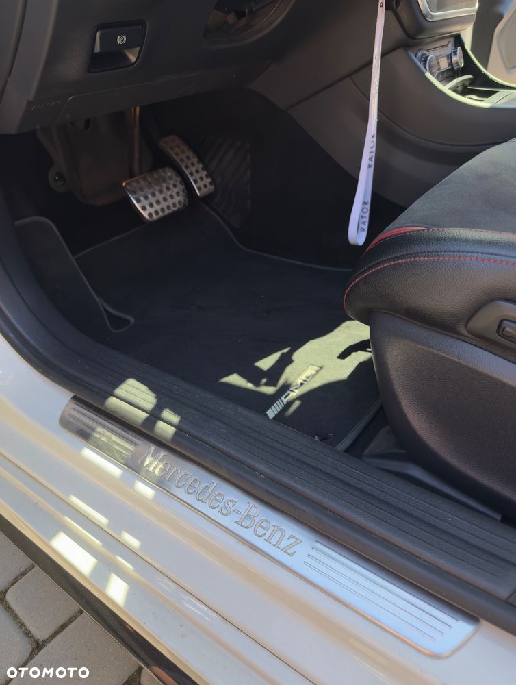 Mercedes-Benz CLA 250 4-Matic Sport - 29