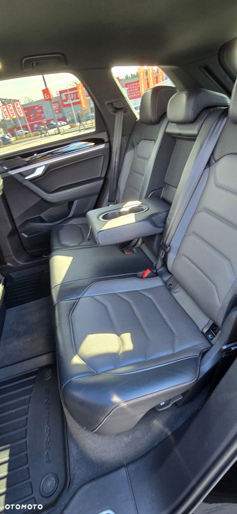 Volkswagen Touareg 3.0 V6 TFSI 4Motion R-Line - 7