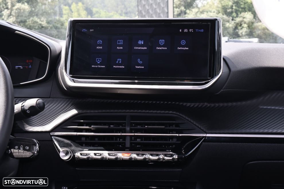 Peugeot 208 1.2 PureTech Allure - 17