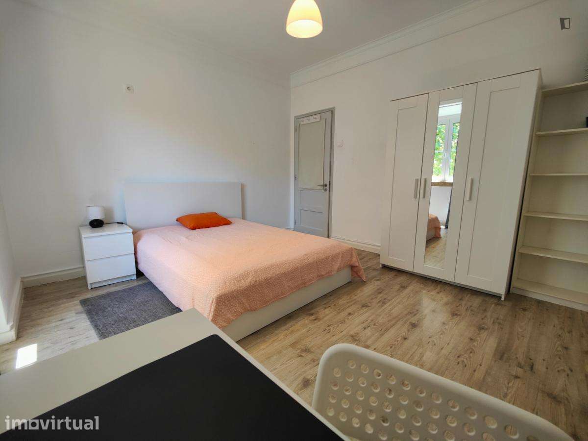 Quarto - localizado em Alvalade Lisbon - Grande imagem: 3/9