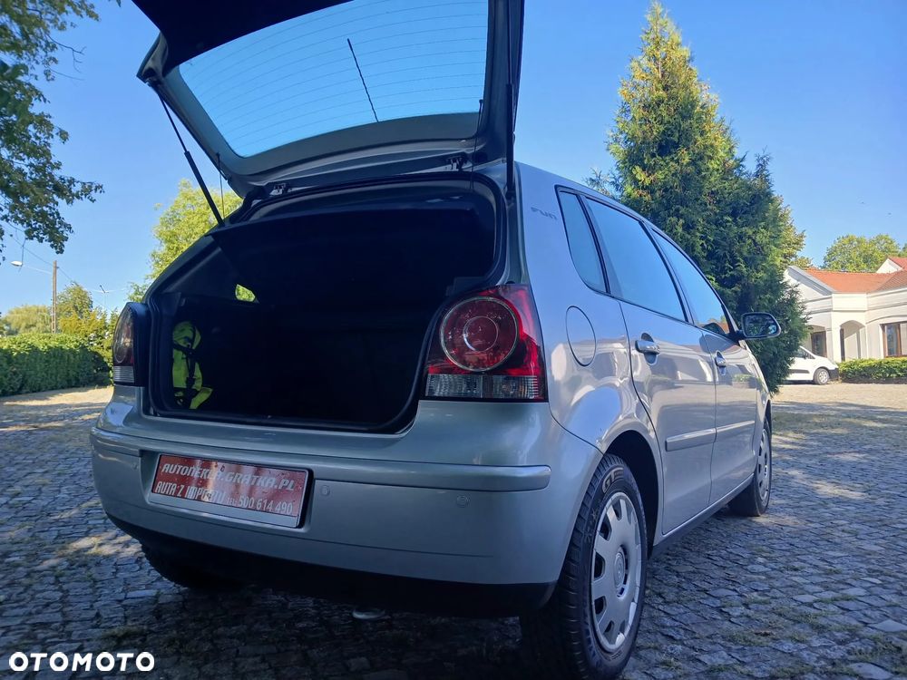 Volkswagen Polo - 9
