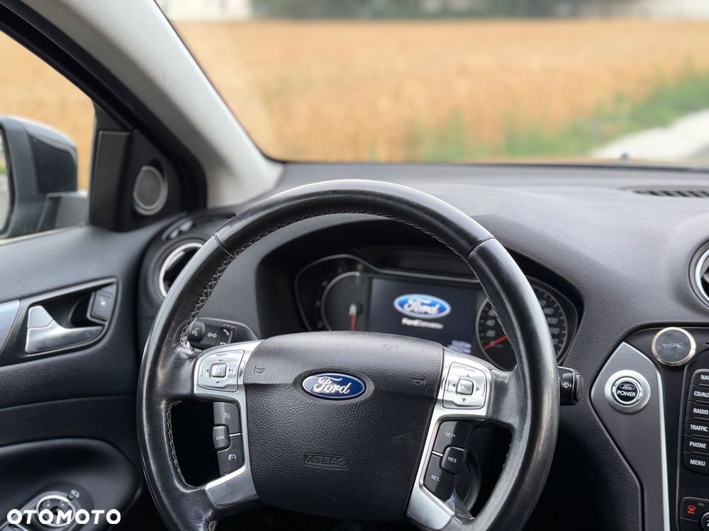 Ford Mondeo - 15