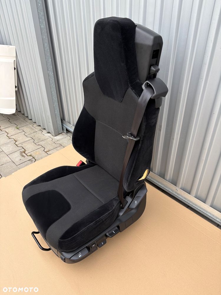 Fotel kierowcy MAN TG3 TGX jak NOWY nowy model siedzenie lewe - 2