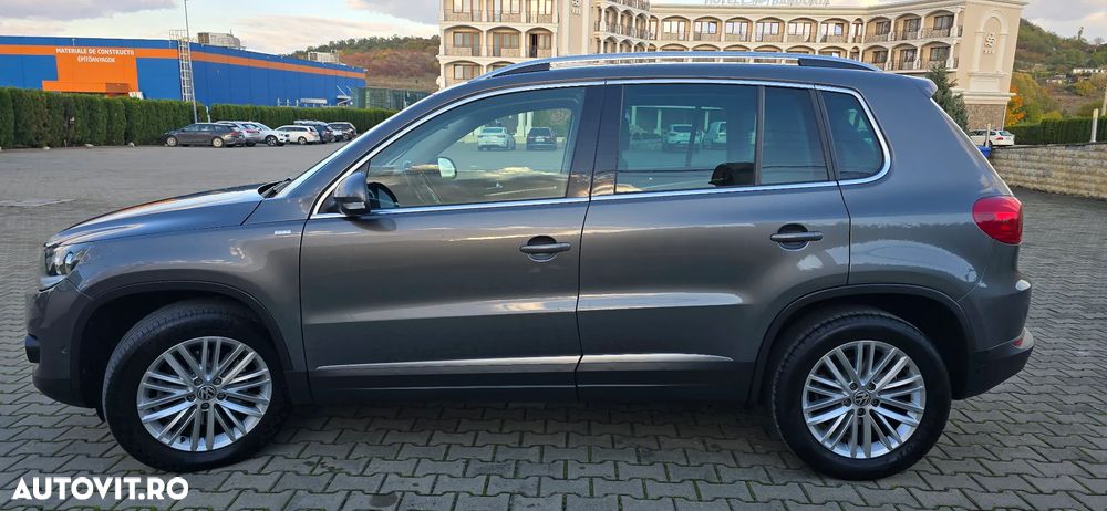 Volkswagen Tiguan - 2