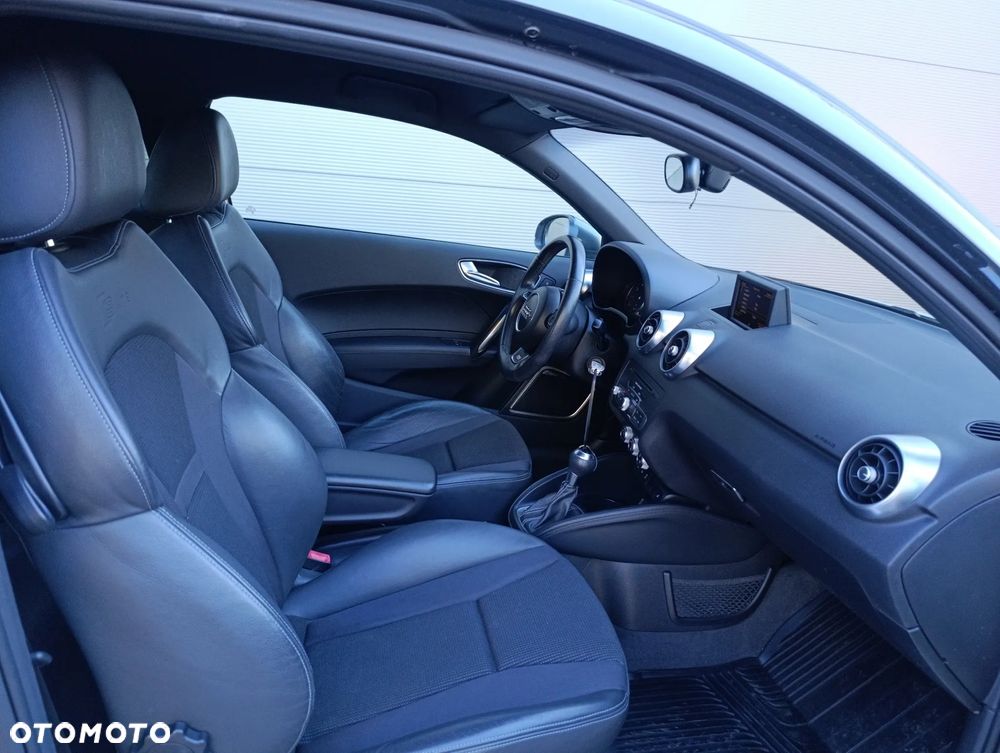 Audi A1 3-drzwiowe 1.4 TFSI S tronic S line edition m S line Sportpaket - 17