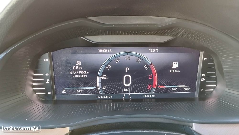 Skoda Kamiq 1.0 TSI Style DSG - 27