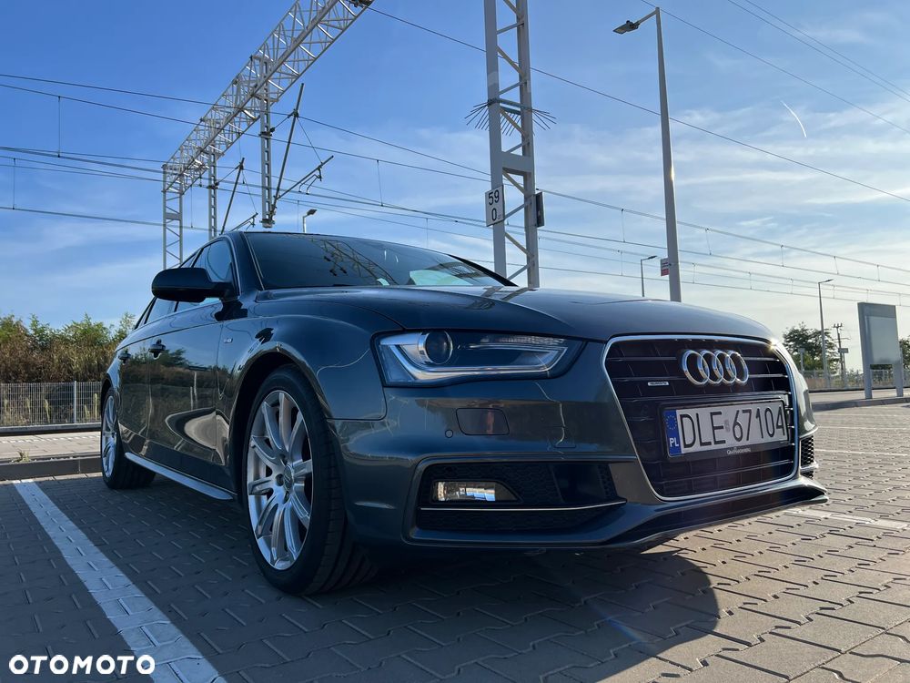 Audi A4 Limousine 2.0 TDI DPF quattro S tronic S line Sportpaket - 3
