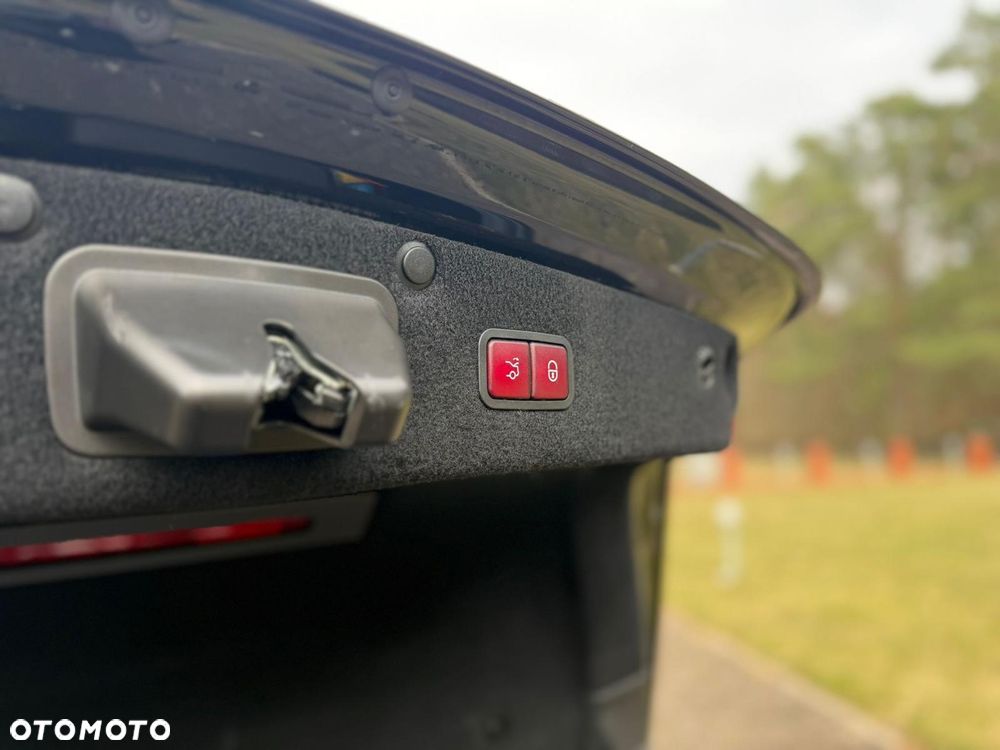 Mercedes-Benz Klasa S 400 d 4-Matic L 9G-TRONIC - 23