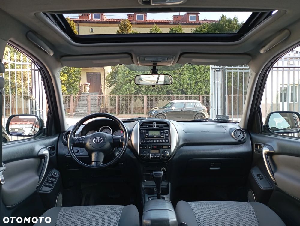 Toyota RAV4 2.0 VVT-i 4x4 - 9