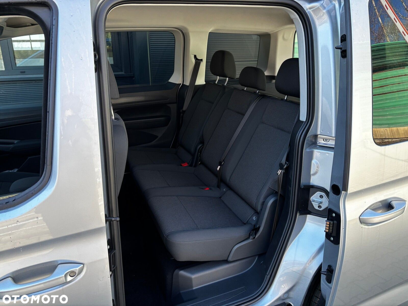Volkswagen Caddy 2.0 TDI 102 KM 6-bm 5-miejsc - 20