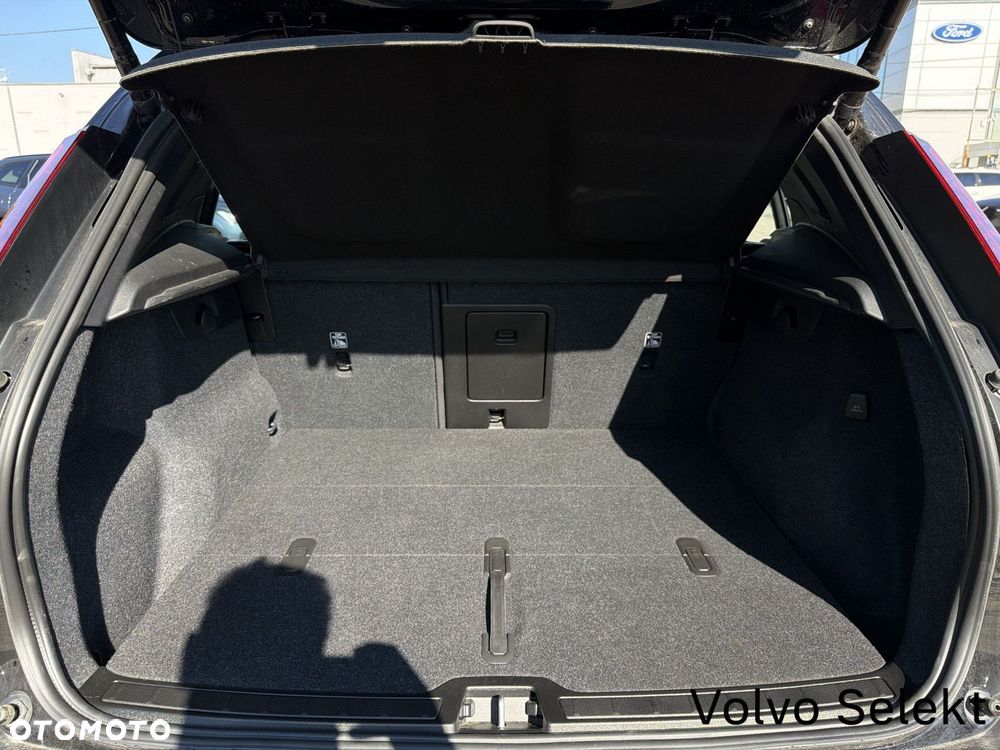 Volvo XC 40 - 28