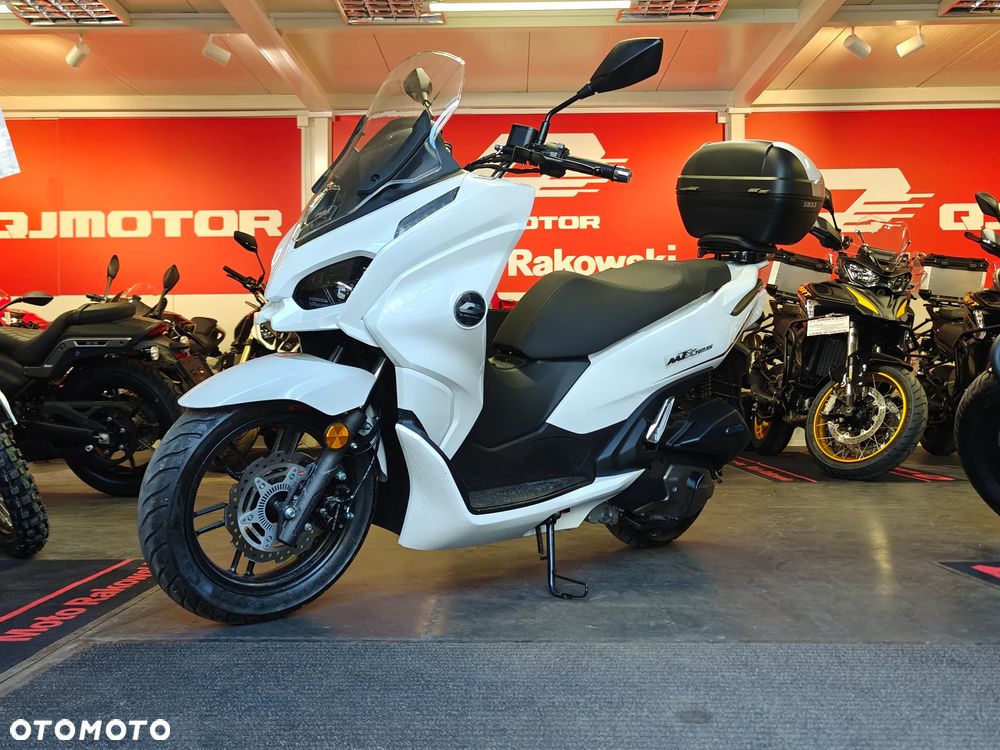 QJMOTOR MTX 125 - 1