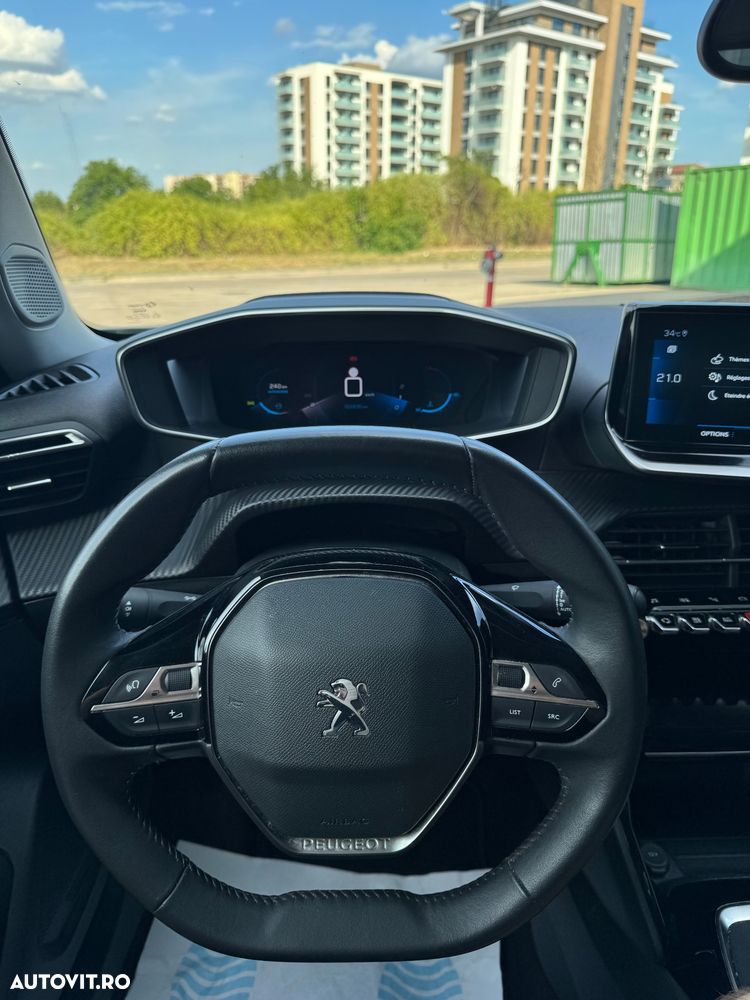 Peugeot 2008 PureTech 130 GT Pack - 6