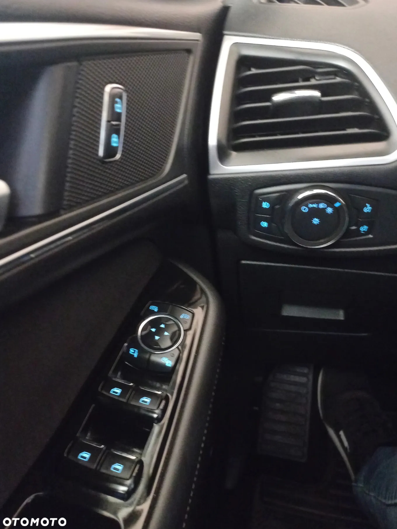 Ford S-Max 2.0 TDCi Trend PowerShift - 15