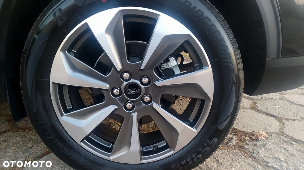 Ford Kuga 2.0 EcoBoost 4x4 Titanium - 39