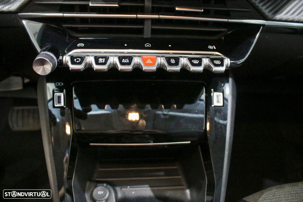 Peugeot 208 1.2 Hybrid Allure e-DCS6 - 20