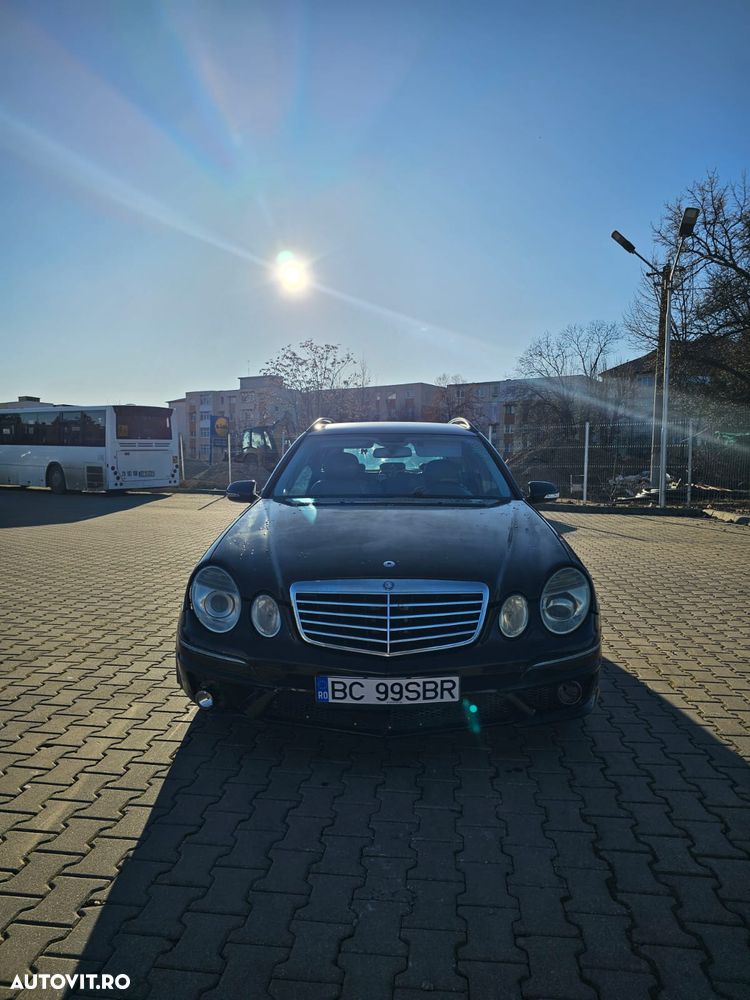 Mercedes-Benz E - 11