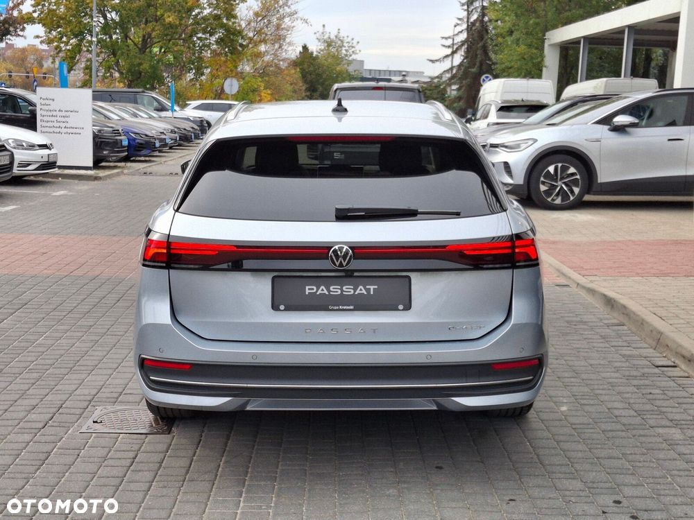 Volkswagen Passat Variant - 8