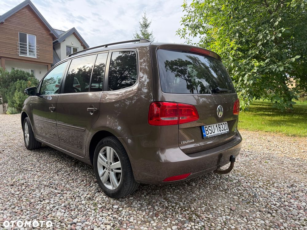 Volkswagen Touran 1.6 TDI DPF BlueMotion Technology MATCH - 2