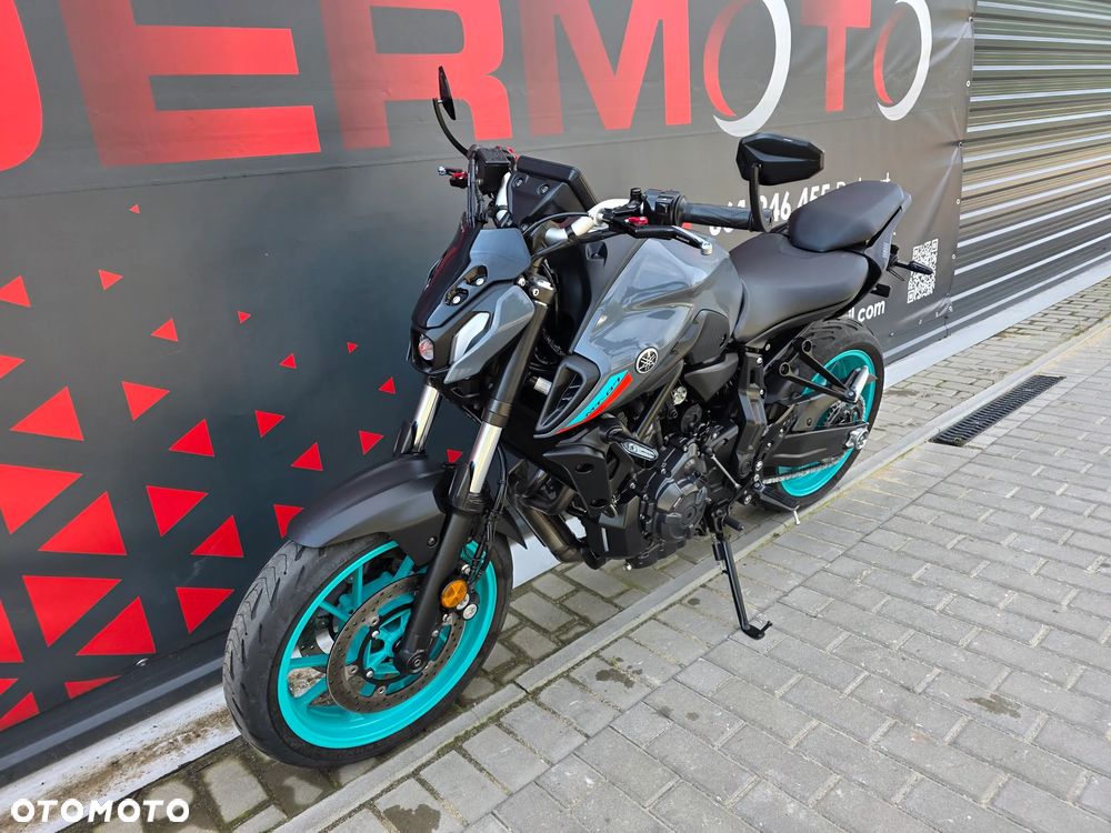 Yamaha MT - 30