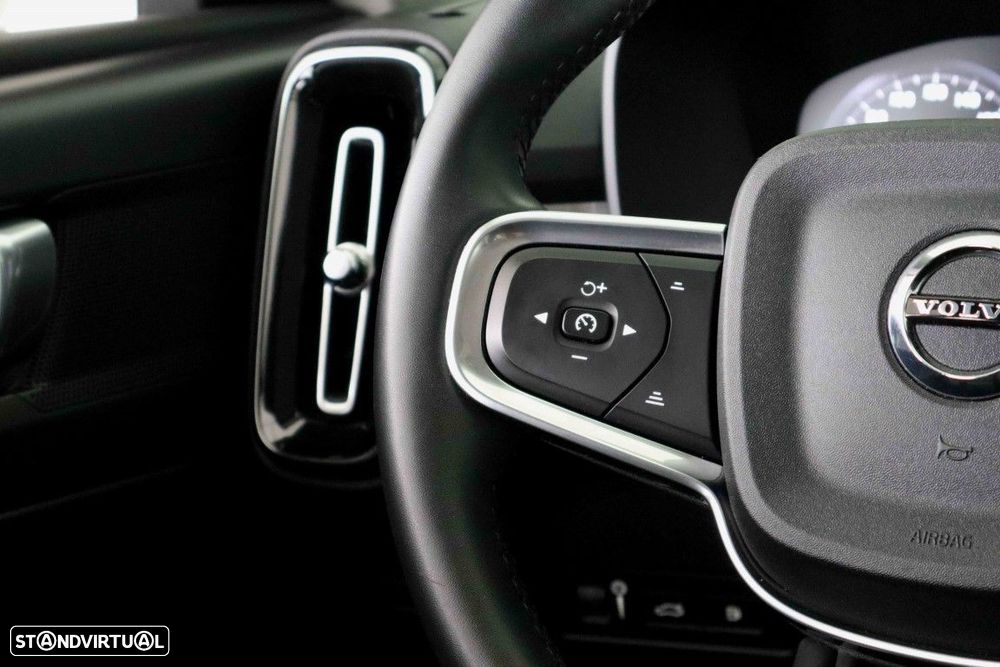 Volvo XC 40 - 26