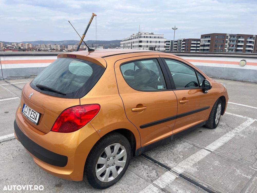 Peugeot 207 1.4 HDI FAP Active - 4