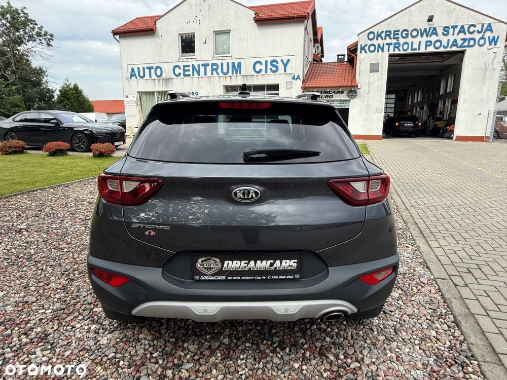 Kia Stonic - 5
