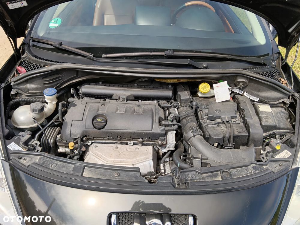 Peugeot 207 - 30