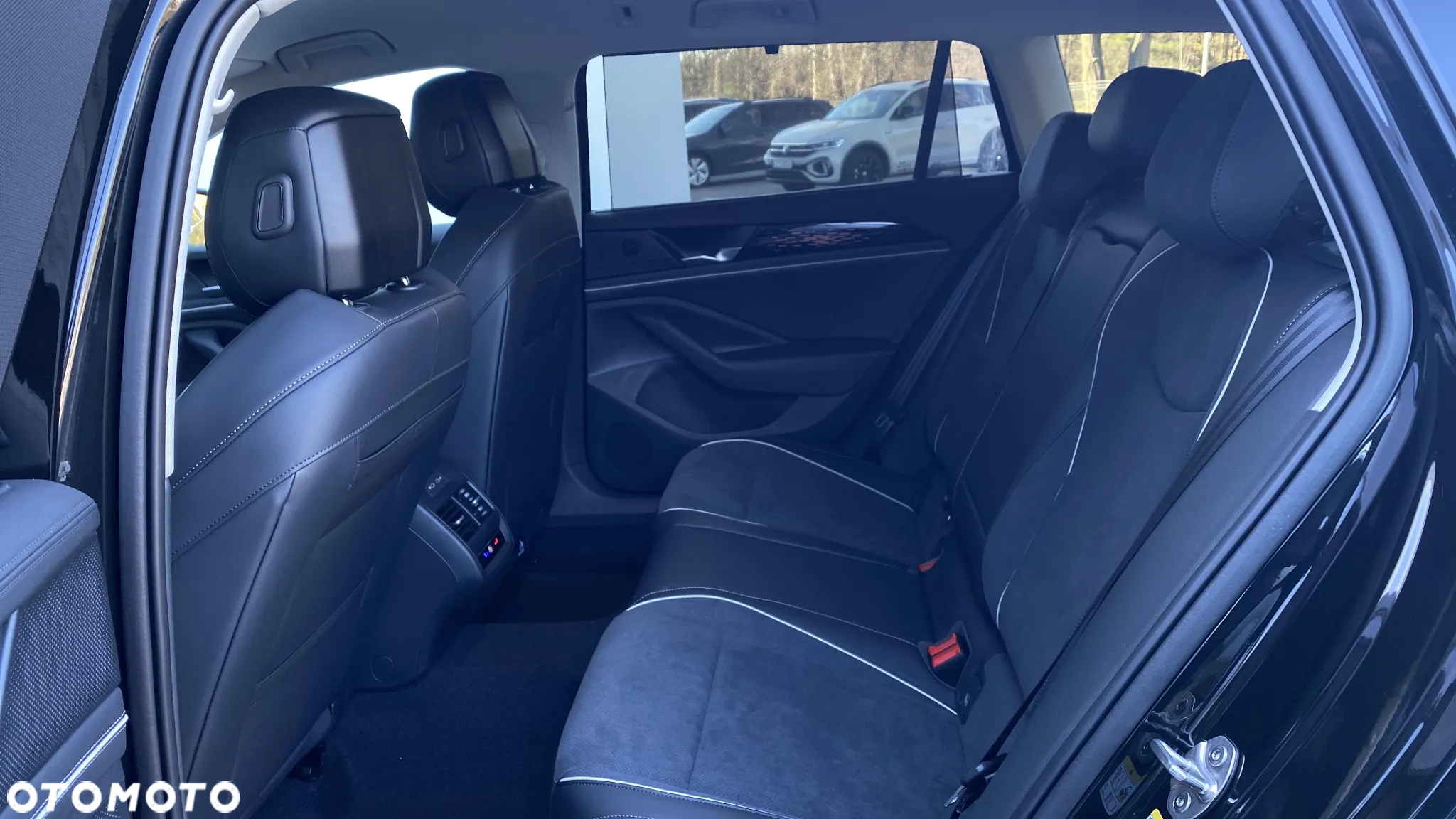 Volkswagen Passat 2.0 TDI SCR Business DSG - 22